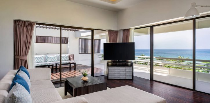deluxe-suite-sea-view