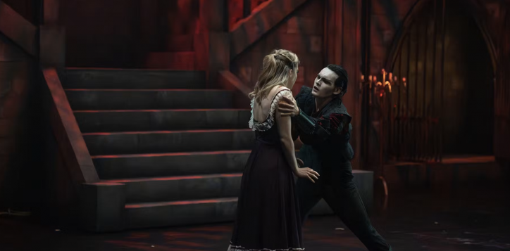dracula-ballet-at-its-darkest