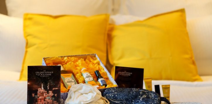 the-grand-holiday-escape-with-loccitane