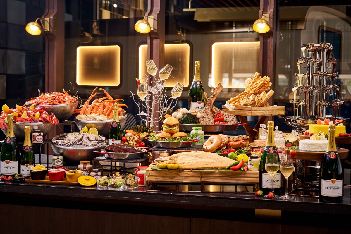 Christmas Dining Offers at Pullman Singapore Hill Street