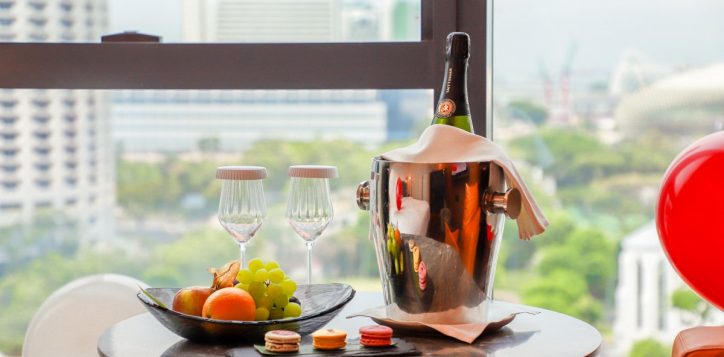 stay-lah-sg60-edition-room-package
