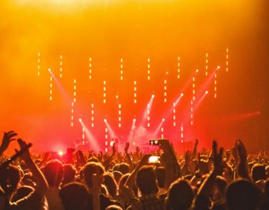 bryan-adams-roll-with-the-punches