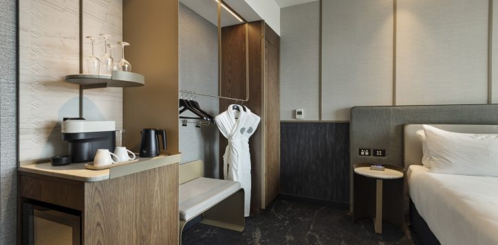 guest-room-fittings