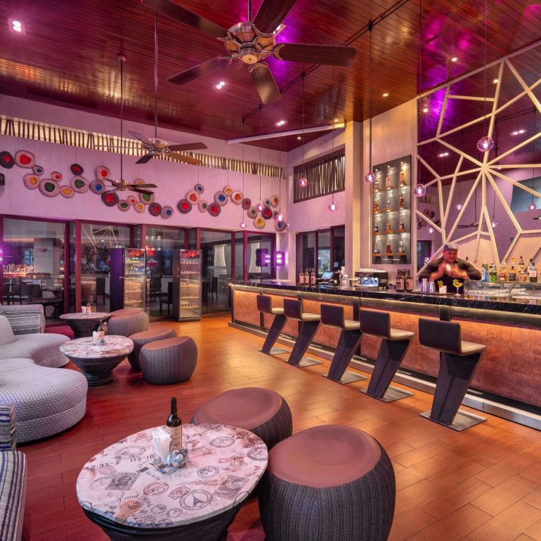 l-bar-happy-hours