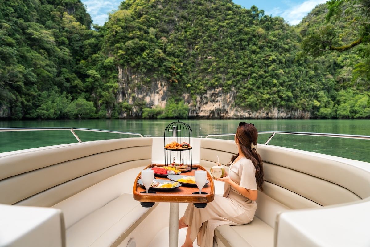 luxury boat trip in Krabi