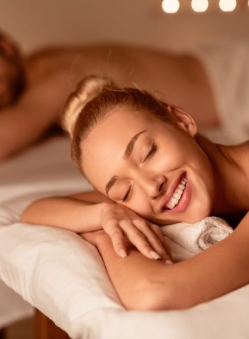 couples-massage-buy-1-get-1-offer