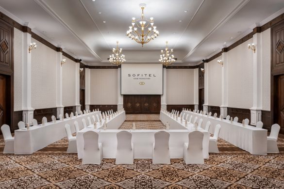 %d9%82%d8%a7%d8%b9%d8%a9-%d8%a7%d9%84%d8%ad%d9%81%d9%84%d8%a7%d8%aa-%d8%a7%d9%84%d9%83%d8%a8%d8%b1%d9%89