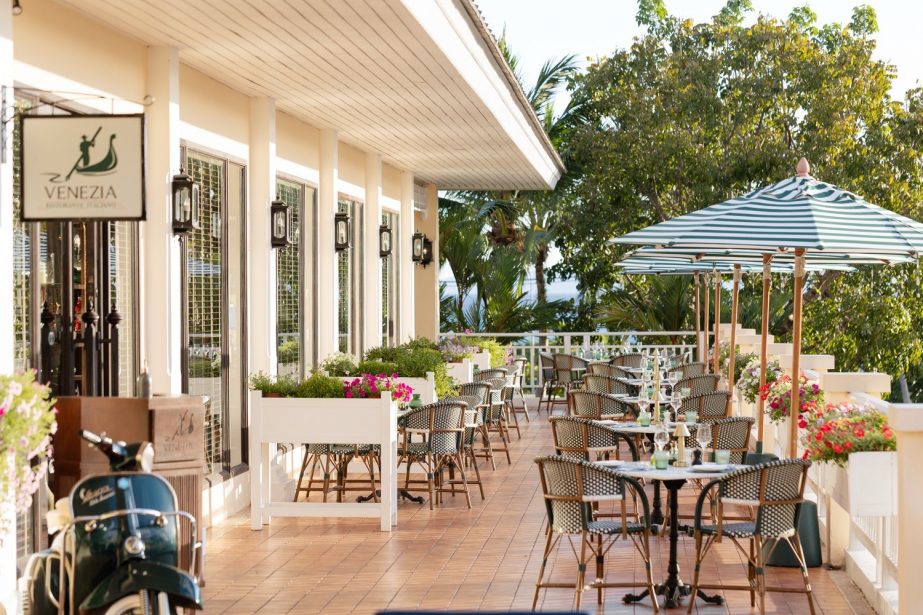 %d9%85%d8%b7%d8%b9%d9%85-%d9%81%d9%8a%d9%86%d9%8a%d8%b3%d9%8a%d8%a7