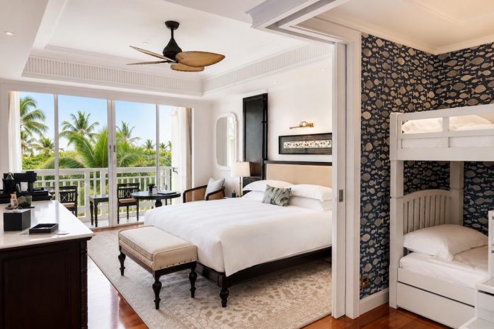 deluxe-family-room