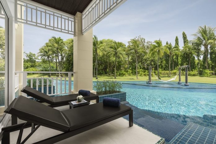poolsuiten
