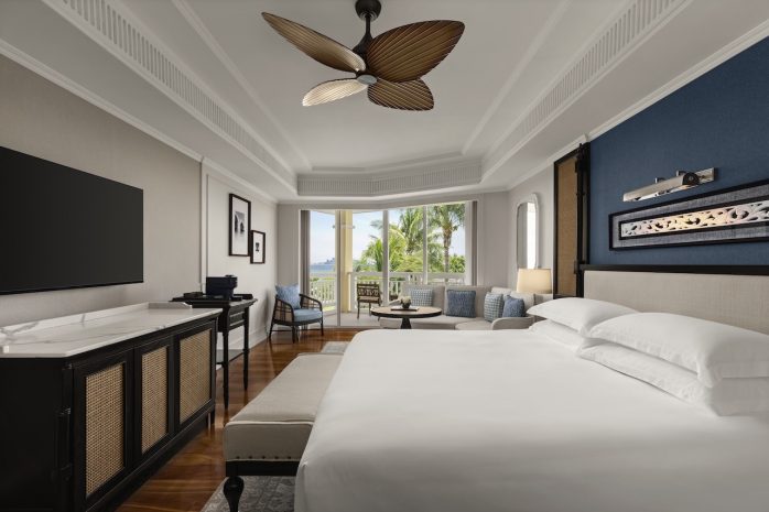 deluxe-family-room