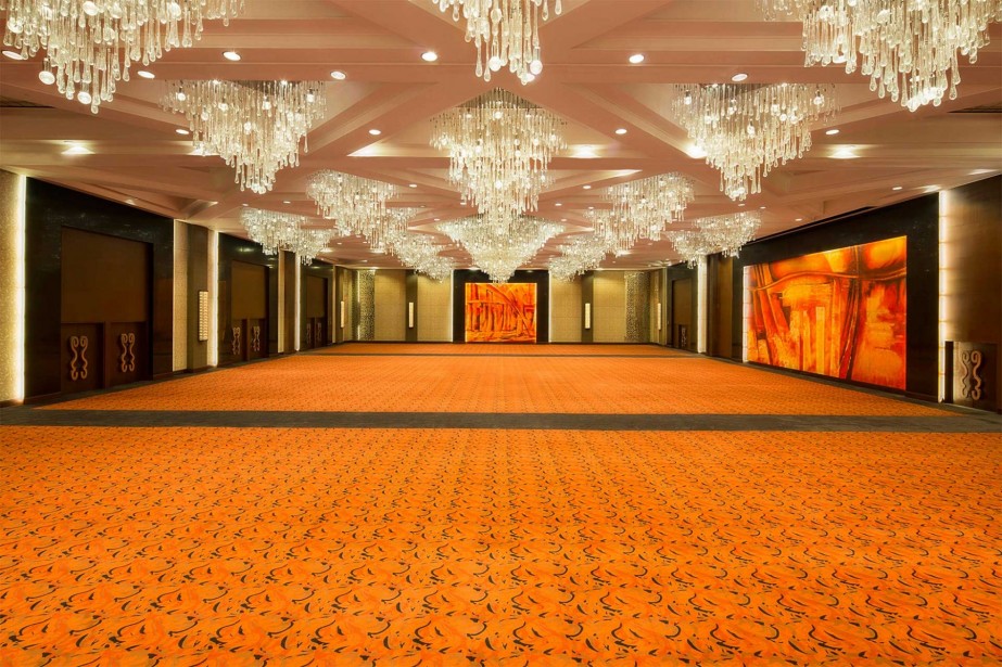 grand-plaza-ballroom