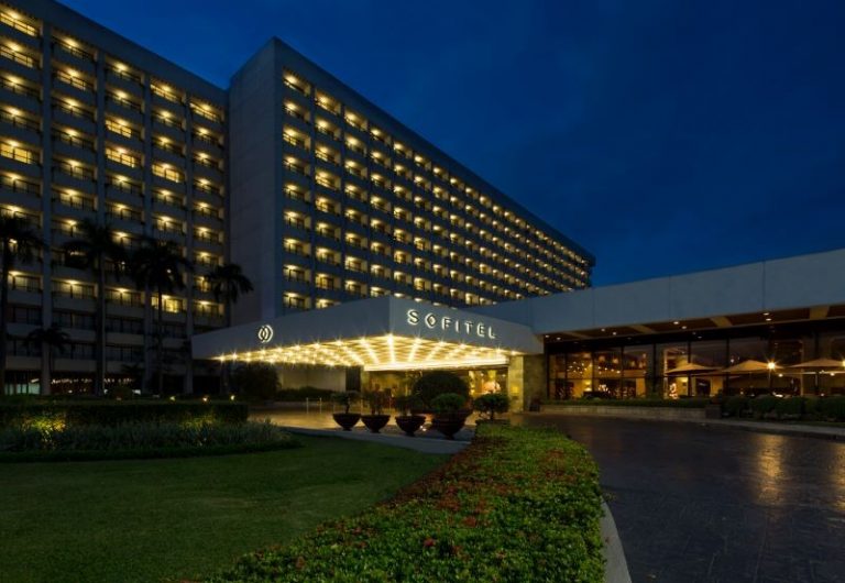 Location - Where is Sofitel Philippine Plaza Manila?