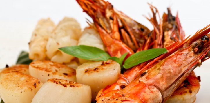 seafood-salad-5616x3744-shrimp-scallop-greens-738-1