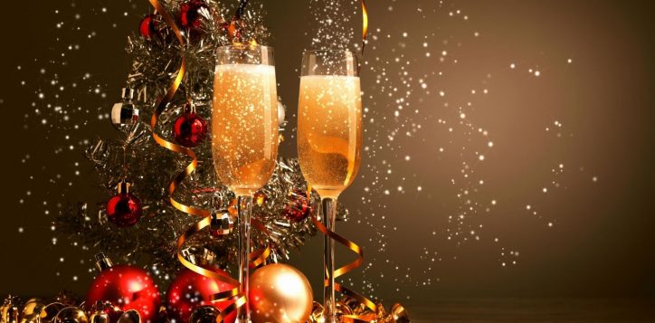 new-year-champagne-2018-en
