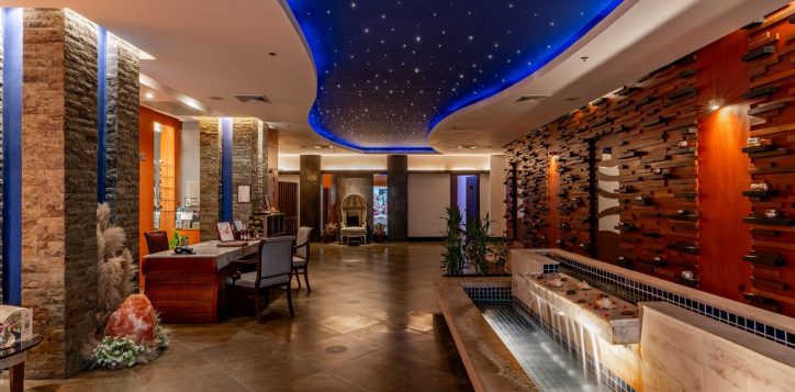 experience-ultimate-relaxation-with-head-massage-at-in-balance-spa