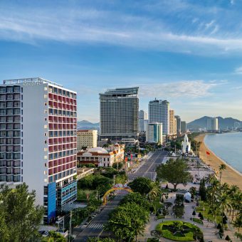 memorable-party-in-the-heart-of-nha-trang