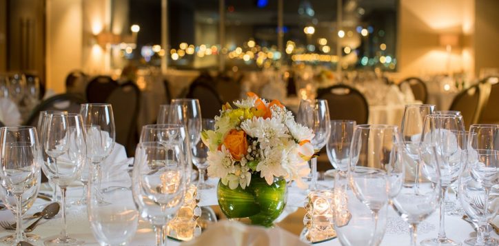 table-setup-2