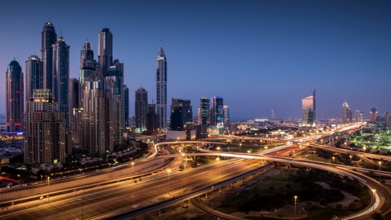 Pullman Dubai Jumeirah Lakes Towers - Location