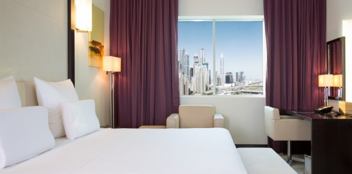superior-room-with-1-king-bed