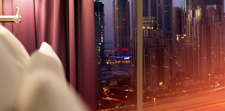 room-with-nigt-view