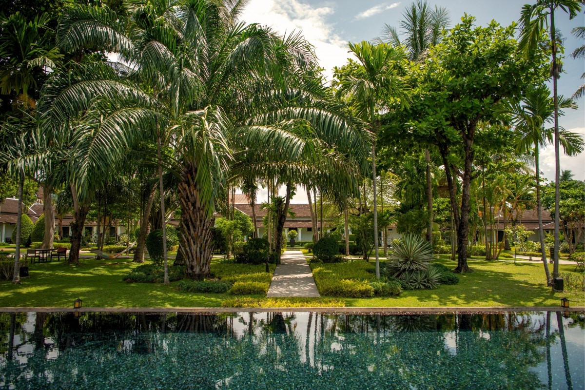 swimming-pool