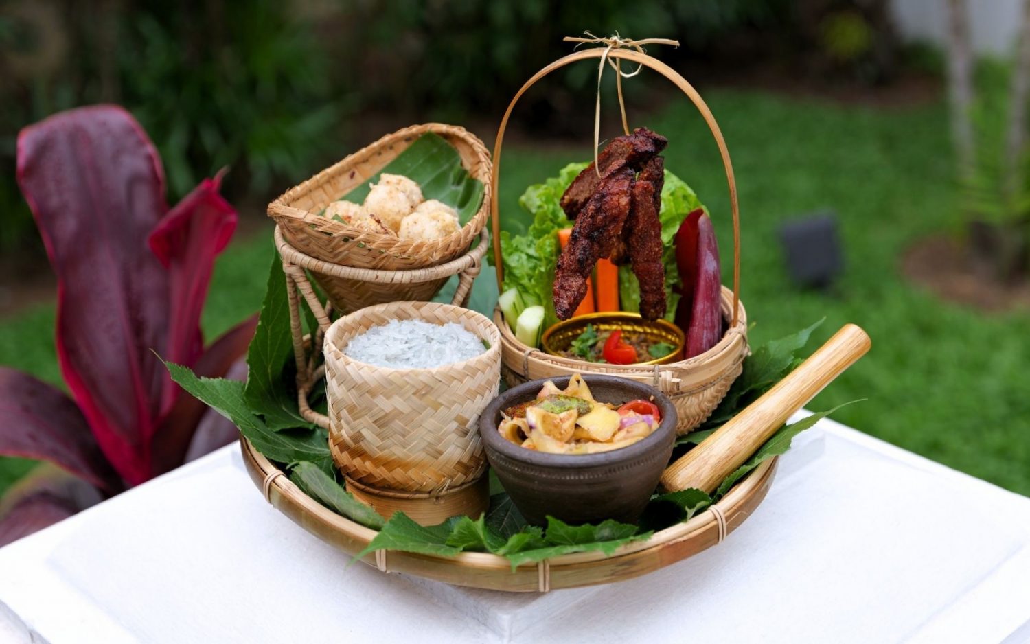authentic-lao-tasting-platter-a-heritage-dining-experience