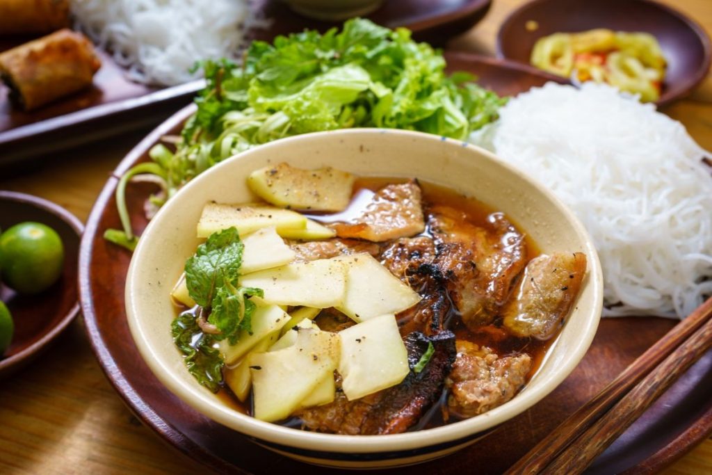 Bun Cha Ta Hoi An, specializes in Hanoi-style bun cha, is a ideal spots for cuisine in Hoi An