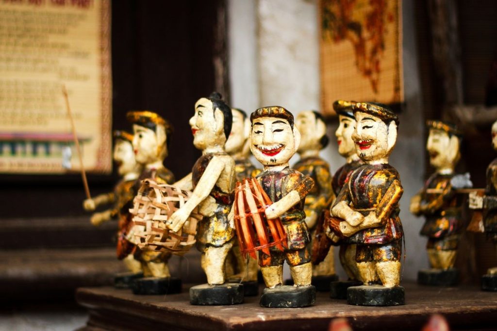 Xem múa rối nước - Hoạt động giải trí tại Da Nang Downtown
