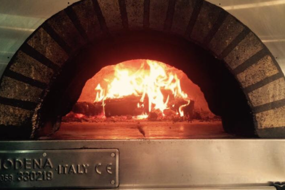 wood-fired-pizzas-return