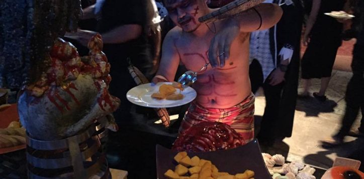 22196376_736126199925639_9199281272558545305_n