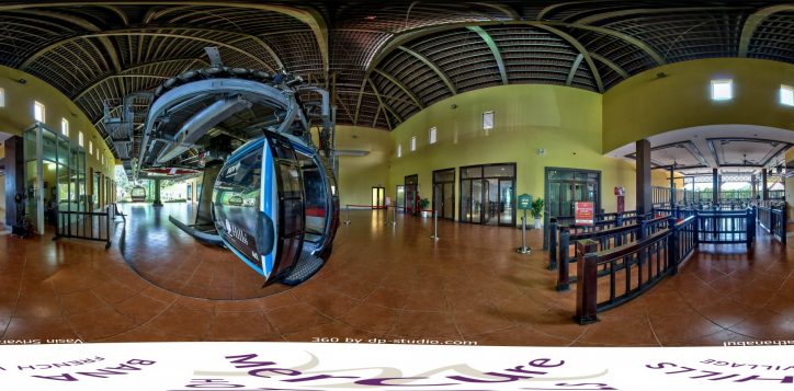 cable-car-entrance_sphere