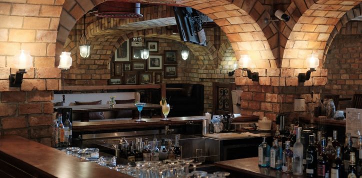 la-taverne-bar-bar-design