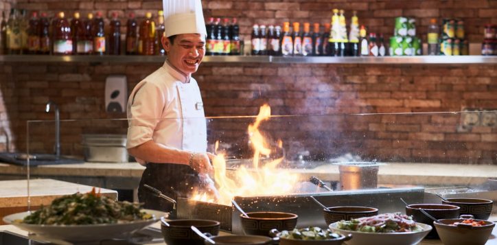 la-crique-grilled-station1