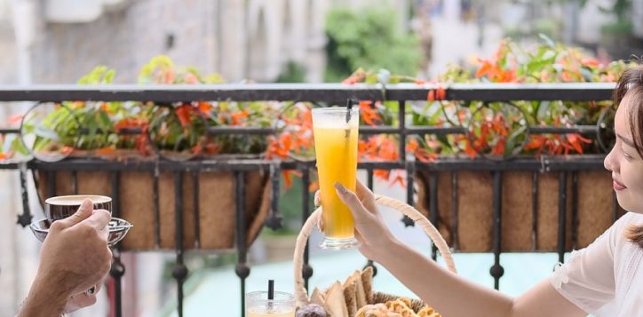 breakfast-couple-2-2