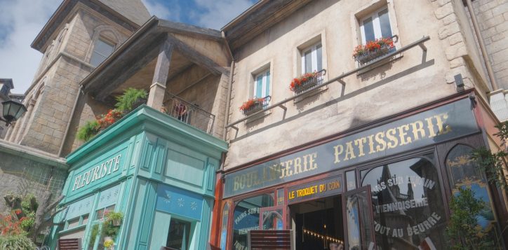 p1-01_frenchvillage__t3a1447_web-jpeg-srgb-2048px