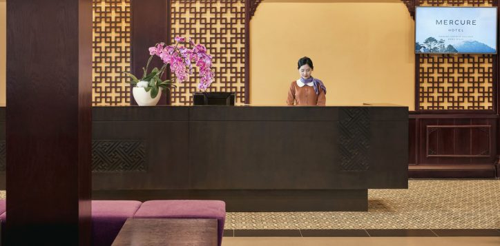 lobby-station-5_12700