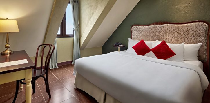 standard-king_5503_01