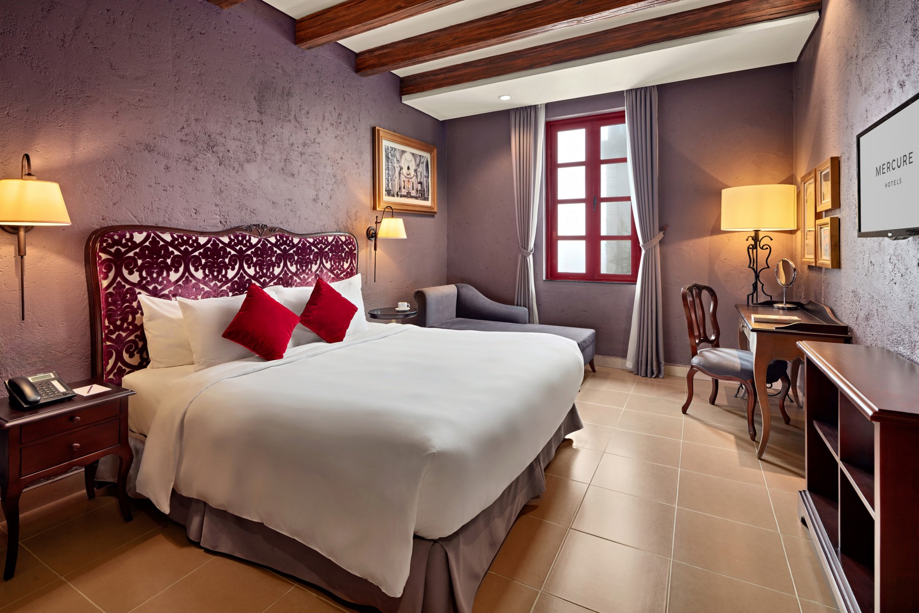 Mercure Danang French Village Bana Hills - Deluxe King