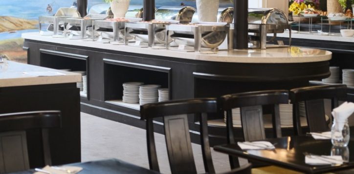 p1-01_frenchvillage__t3a1013_web-jpeg-srgb-2048px