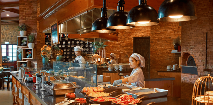 buffet-dinner-resize-web-1