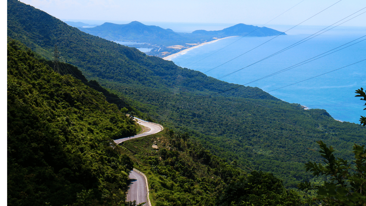 Hai Van Pass – เส้นทางระหว่างภูเขาและทะเล