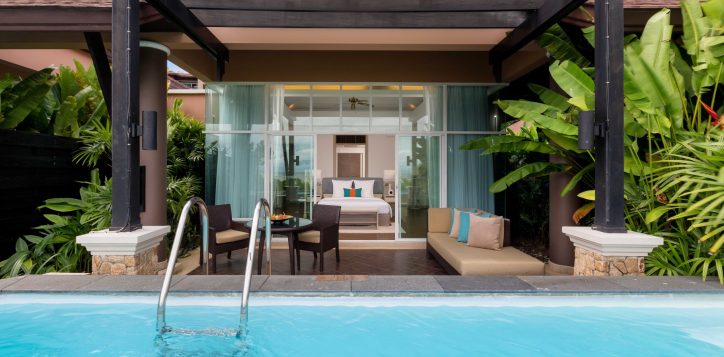rooms-villas