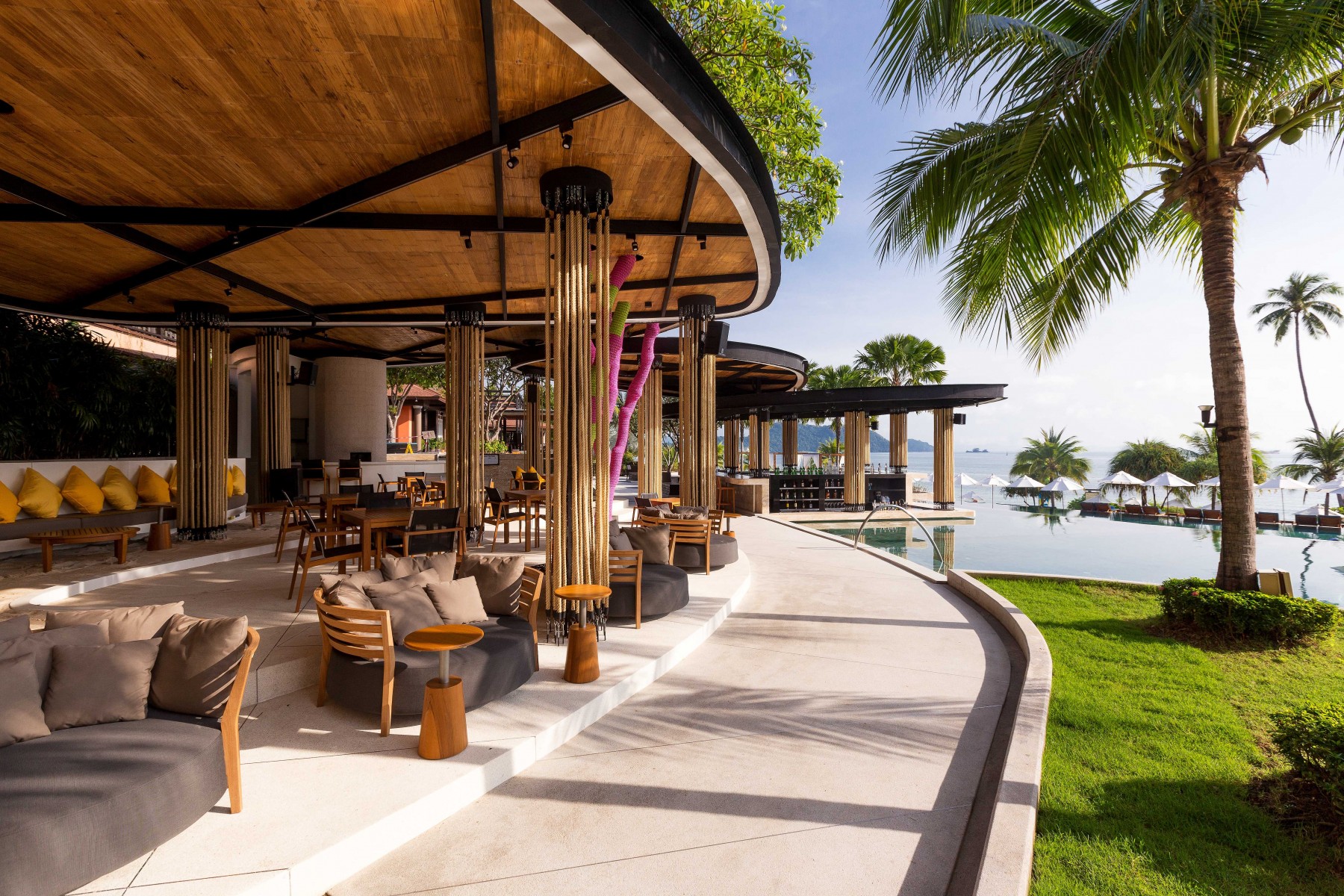 Phuket Beach Club Review