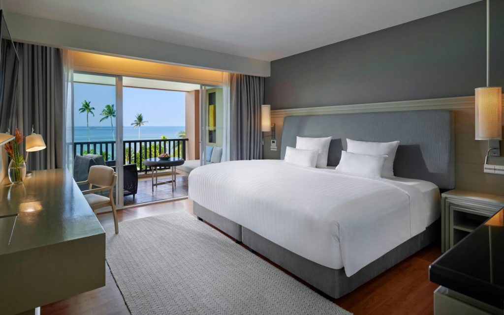 Deluxe Room with Sea View in phuket resort