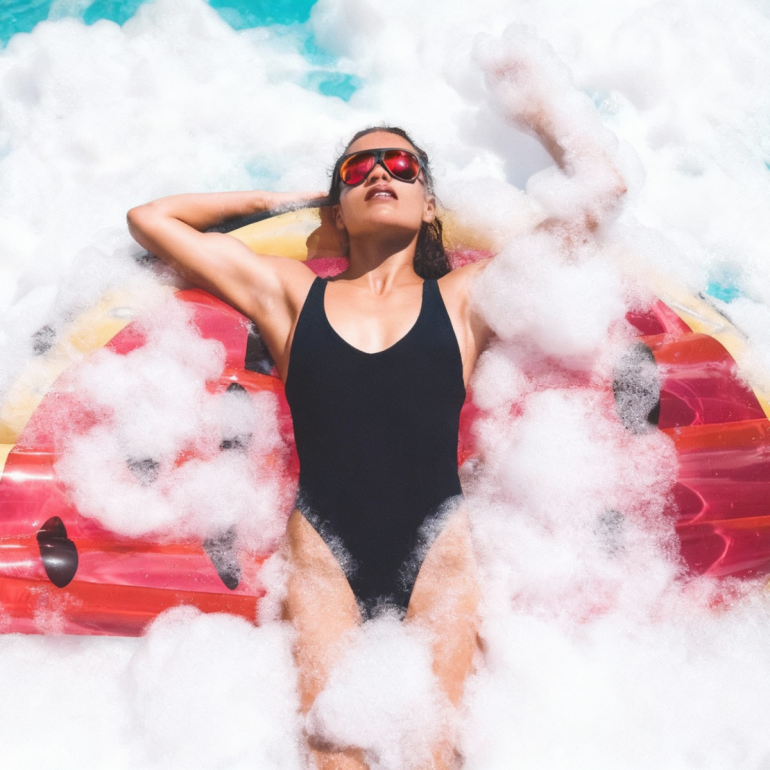 white-foam-party-and-beach-club-sunday-brunch