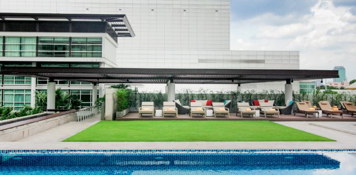 bangkok-city-hotel-swimming-pool-full-4