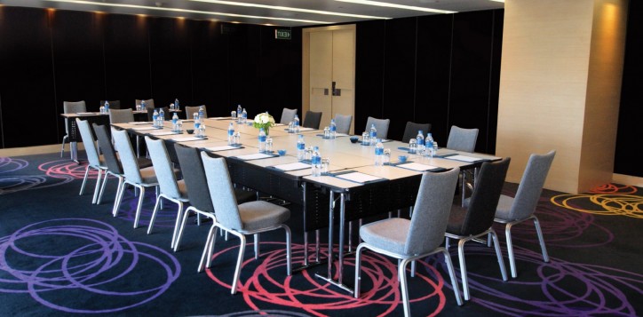 meeting-events-omega-boardroom