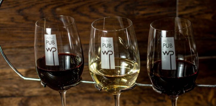 wine-tasting-in-bangkok2