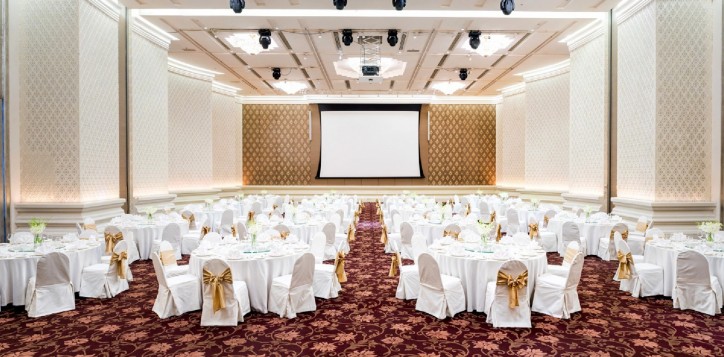 your-ideal-bangkok-hotel-meeting-room